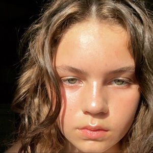 Meet your Posher, Adyana